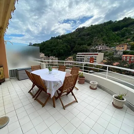 Vacances A Menton Buitenkant foto