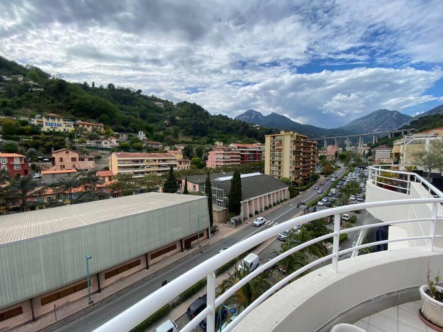 A Menton